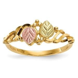 10k Tri-Color Black Hills Gold Ring, Size 7